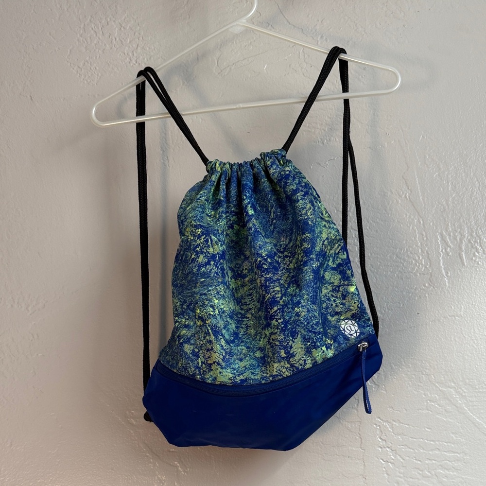 lululemon limited edition Seawheeze Blue and Green Drawstring Backpack